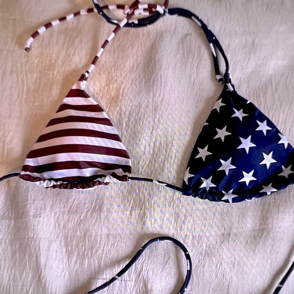 Stars & Stripes Bikini Top Small - Picture 1 of 2